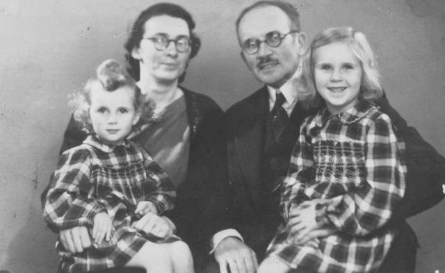 11 Familien Engelin 1946
