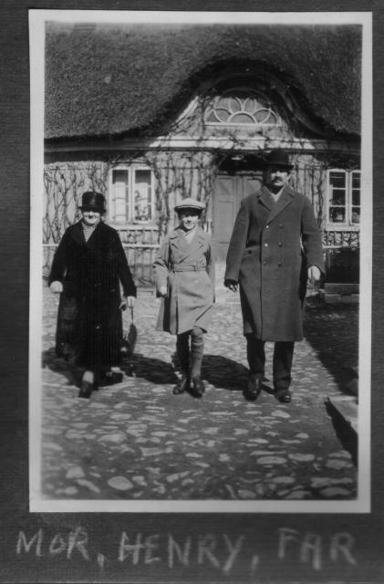 17 Ingeborg, Henry og P.Jensen 1925
